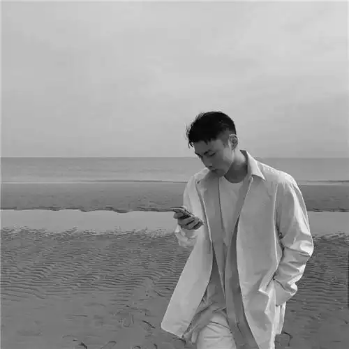 男人黑白头像男人味 高清帅气的头像男成熟魅力黑白图片_男生头像