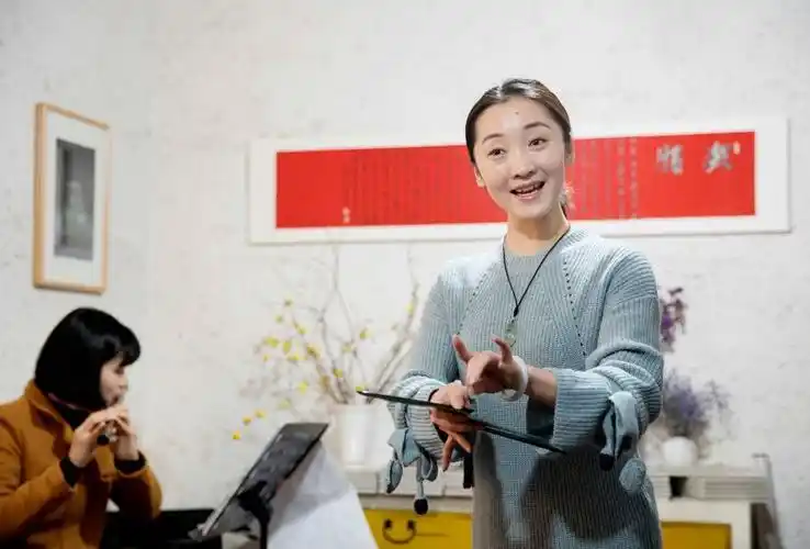 唱段,彭云峰古琴独奏,刘文起二胡独奏,王洁霞和周丽萍合唱越剧