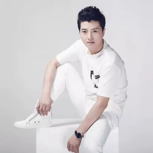 黄训国黄土地老父亲陈珂作词焦明作曲