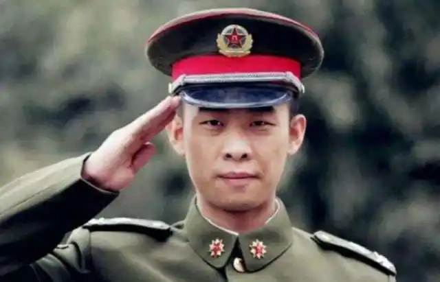 张译爆红后娶二婚带娃的钱琳琳43岁没有孩子他无怨无悔