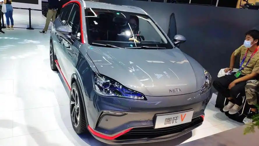 2020年北京车展哪吒v实车