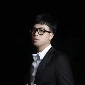 姓名:金润吉 性别:男 外文别名:a run 别名: 国籍:中国 语言:国语