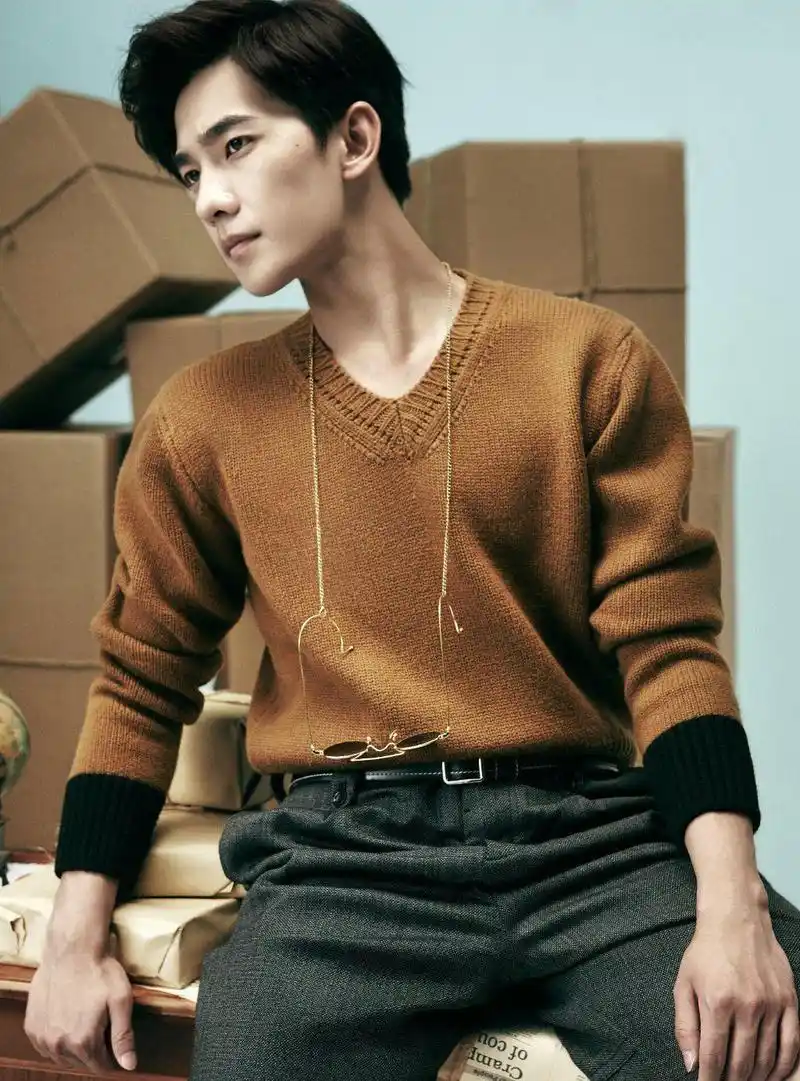 杨洋,军艺校草,因接演烂戏翻车,何时能清醒?