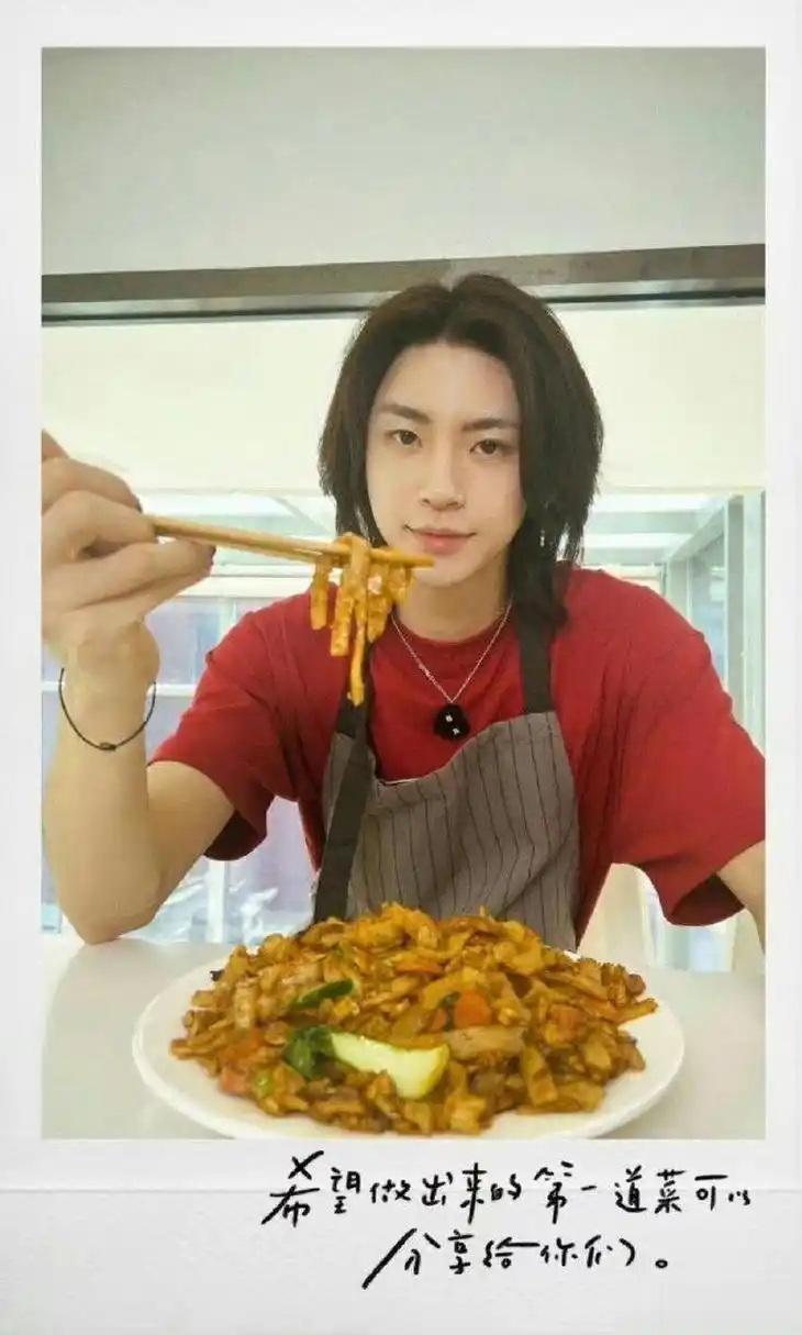 期待小鬼王琳凯演唱会 #娱乐