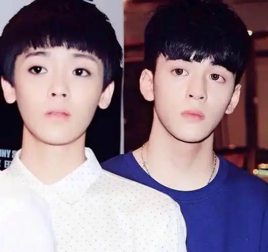 侯明昊和张耀十七岁,前者稚嫩后者成熟,看完才懂同龄人的差距