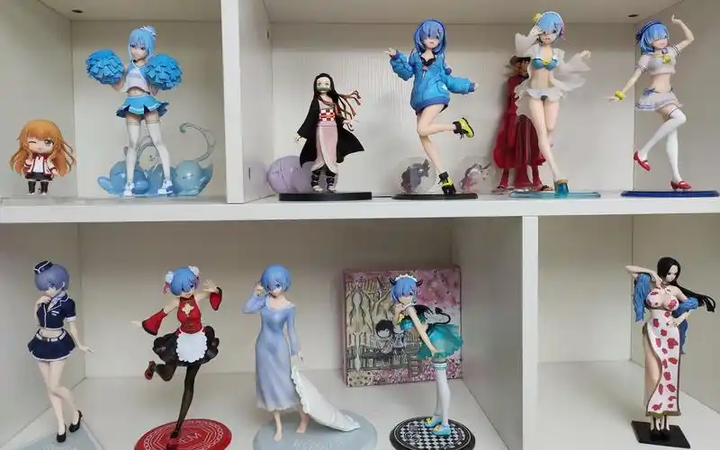 【手办开箱】百元级手办墙开启进行中(四):新到的3个蕾姆景品手办摆放