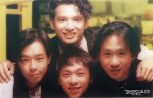 黄家强黄贯中爆发骂战 揭beyond队名来历