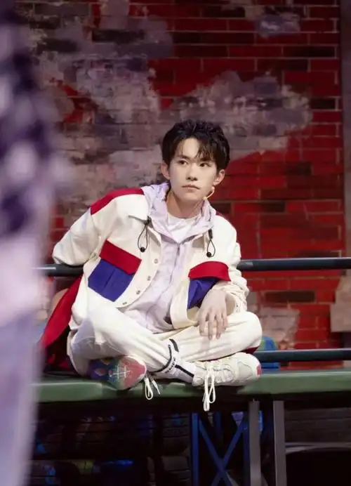 刘嘉玲的话,有人信了|舒淇|王俊凯|王传君|社交平台|tfboys_网易订阅