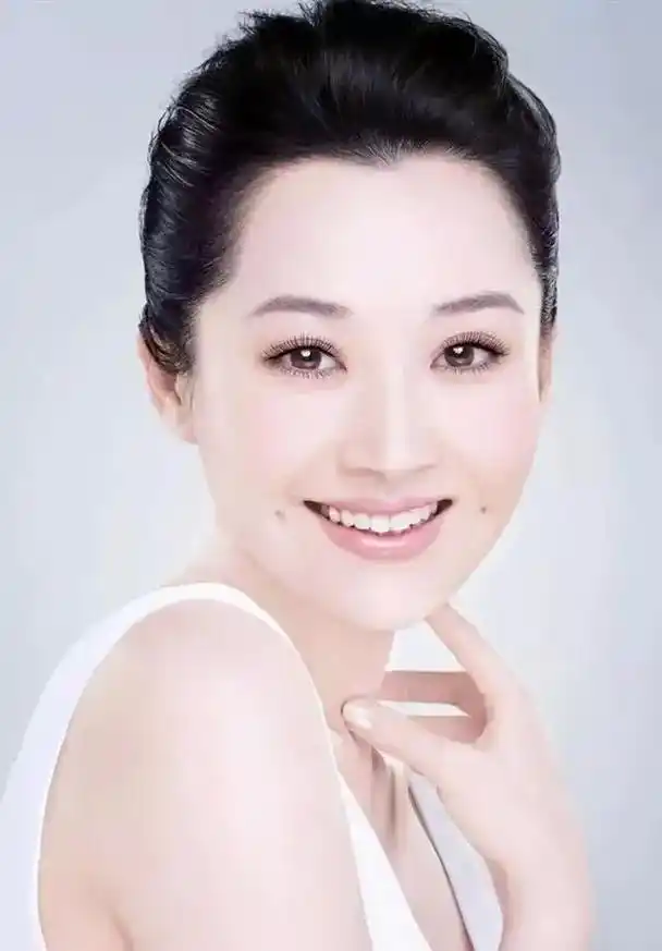 明星,许晴 - 额就去 - 抖音