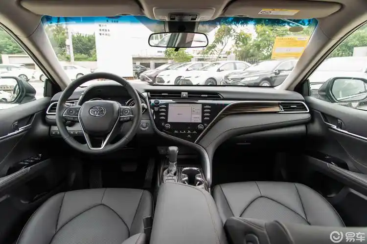 广汽丰田  凯美瑞  2018款  2019款  2018款  2016款  2015款  2014款