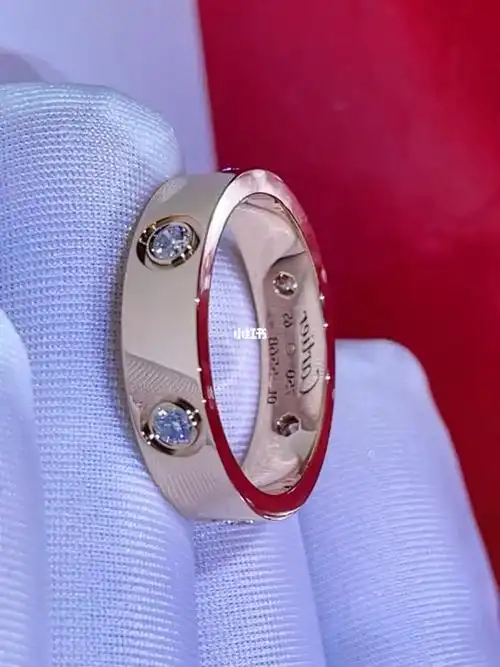 卡地亚love戒指情侣对戒婚戒