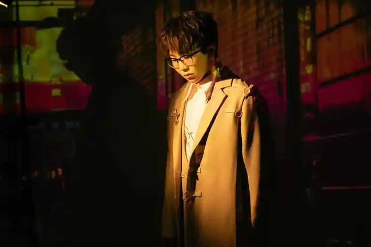 毛不易晚会献唱无名的人疗愈人心激励普通人点燃平凡生活