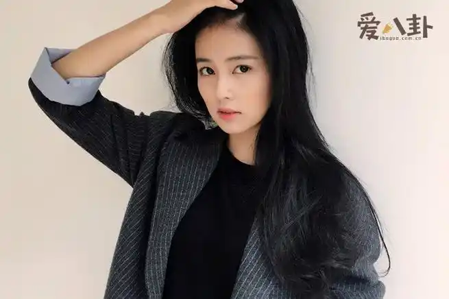 白鹿个人资料 白鹿是怎么出道的,因什么事被黑又被骂-今日热搜