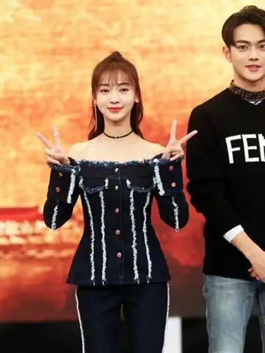 选对裤子到底有多重要来看看吴谨言的腿你就知道了