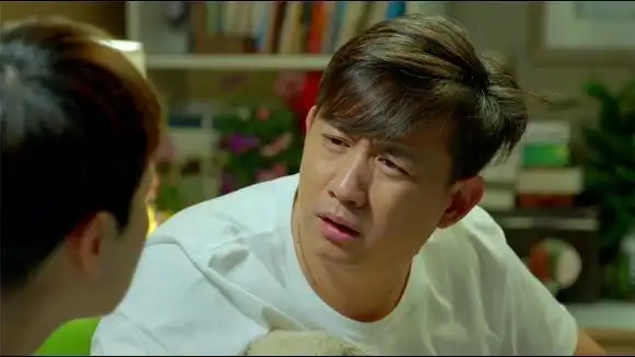 小别离:老张的话给文洁灵感,文洁突发奇想拼二胎,方圆很抗拒呀-影视综