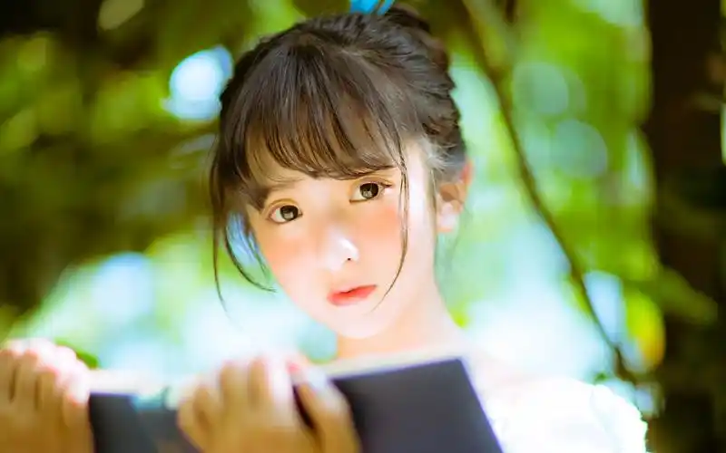 小清新养眼少女唯美写真图片桌面壁纸