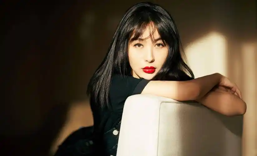 黄晓明李菲儿同台引热议,angelababy发文否认当年加入_姐姐_观众_发声