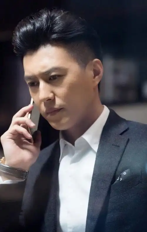 人到中年爆红的男演员