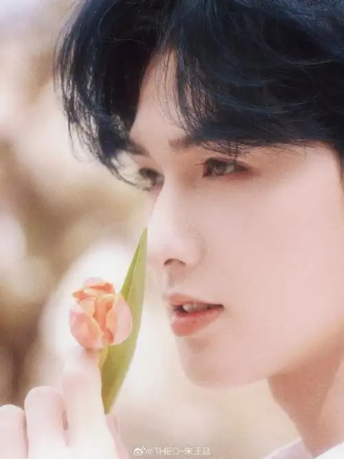 朱正廷霸王茶姬##朱正廷长沙活动人气