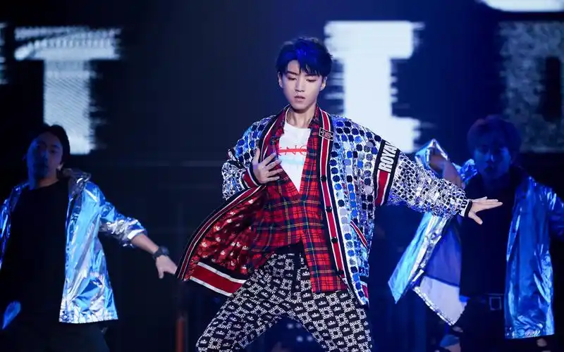 【王俊凯】180922生日会 《idfc》舞蹈 || 王俊凯全国地方站联盟