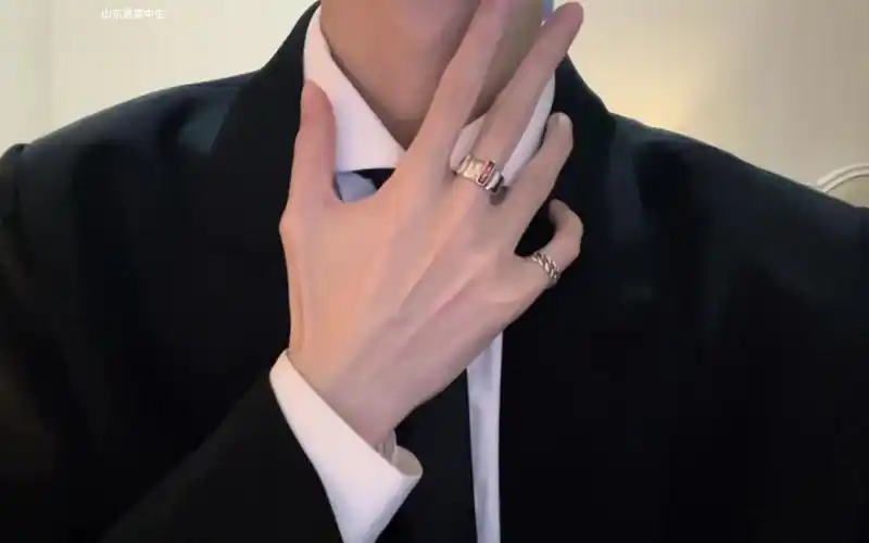 这是手控喜欢的手吗