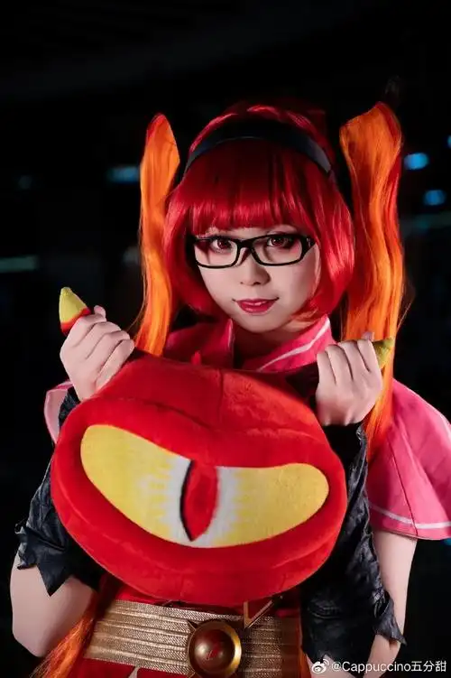 出镜:cappuccino摄影/后期:云卷辰妆娘:墨晓白#cosplay##漫展返