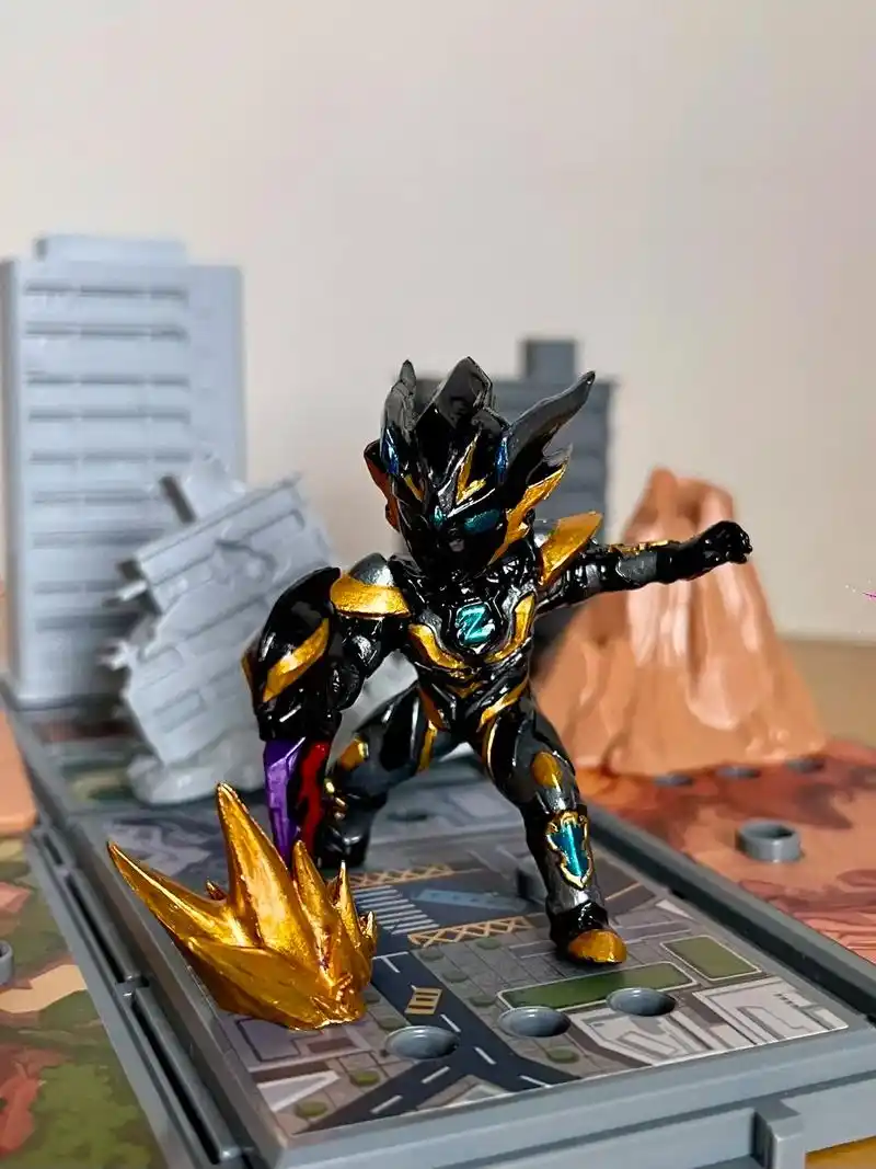 卡游橡皮人偶第二弹小隐藏泽塔奥特曼重涂改色,卡片 - 抖音