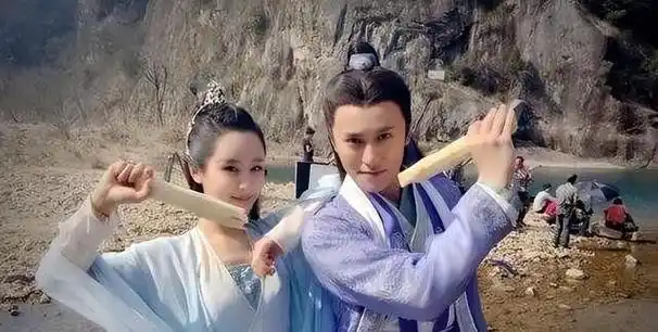 他最成功的作品是杨紫前男友