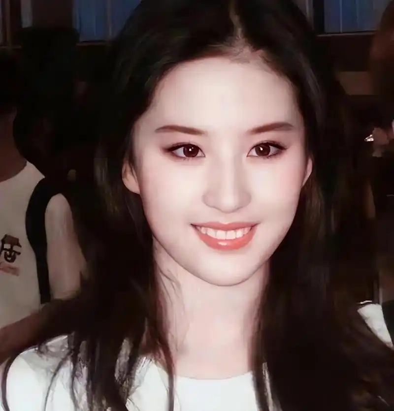 刘亦菲的英文名字叫什么 刘亦菲英语名字怎么读写念拼音