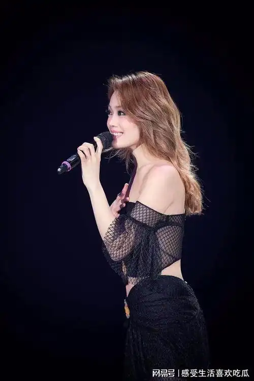 说起容祖儿你们就会想到夹春卷这是怎么回事呢