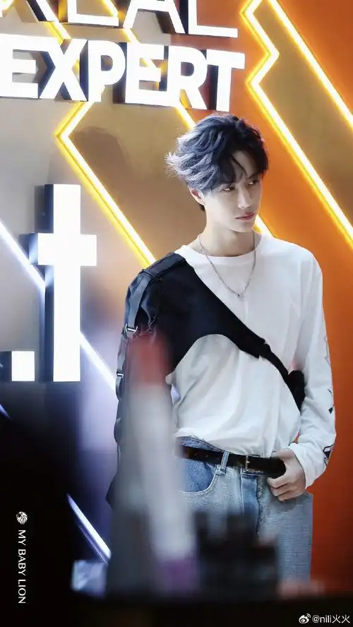 王一博##爱豆封神照接龙