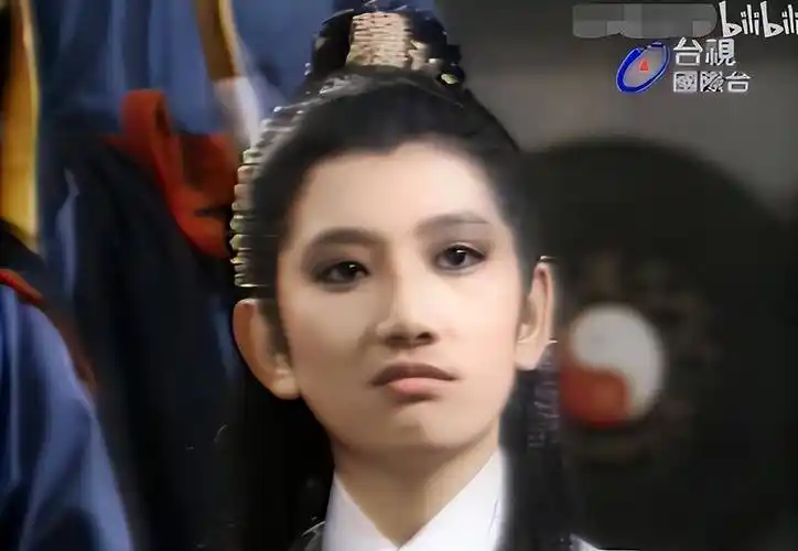 面莹如玉,眼瞪似水,11位演赵敏的女星,谁配得上"蒙古第一美"_汪明荃