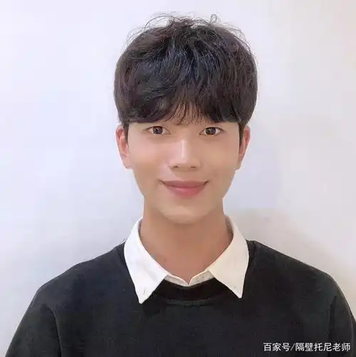 带刘海的男士发型总有一款适合你