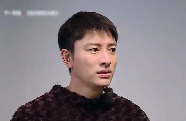 贾乃亮职场上嘴太甜破格录用,原因竟是怼主管脚臭