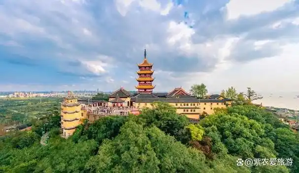 南通旅游资源十分丰富,以其丰富多样且独具特色的景点赢得了广大游客