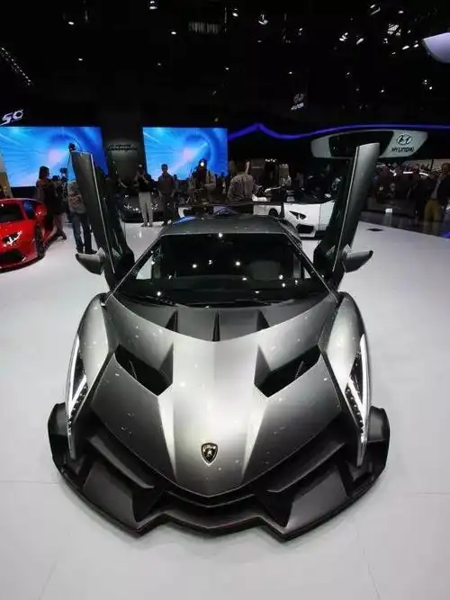 王俊凯坐不住了国内唯一的兰博基尼毒药要出售