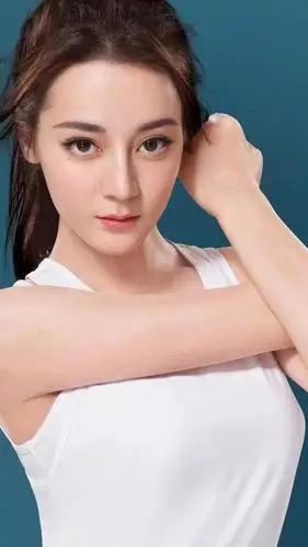 迪丽热巴的54张美图,值得珍藏