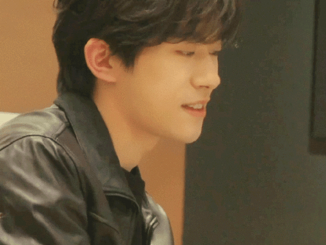 易烊千玺日内瓦库存##易烊千玺积家全球代言人