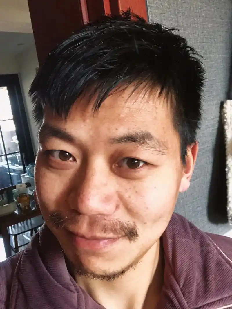 等峰值过去的大胡子叔叔06.为了两个人家伙,与世隔绝7天了, - 抖音