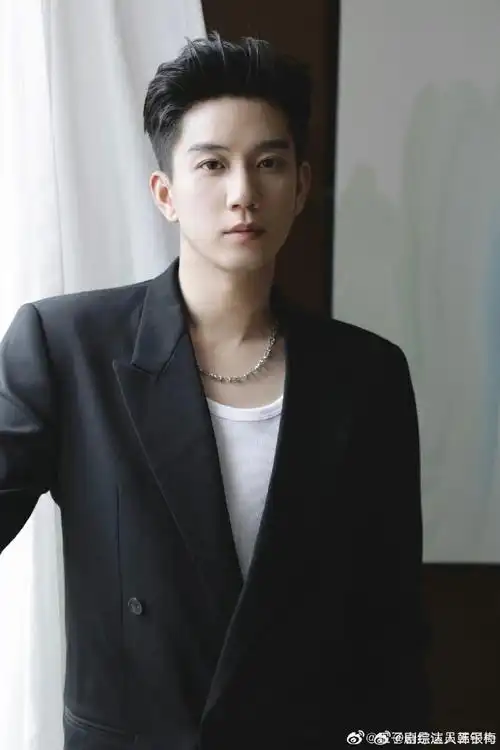 的#王子奇在线升级奇门暴富#@王子奇是演员王子奇做客《tvb处处问》