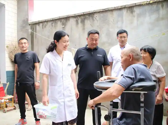健康鹿邑行大医献爱心鹿邑县人民医院组织专家赴太清宫镇黄王行政村