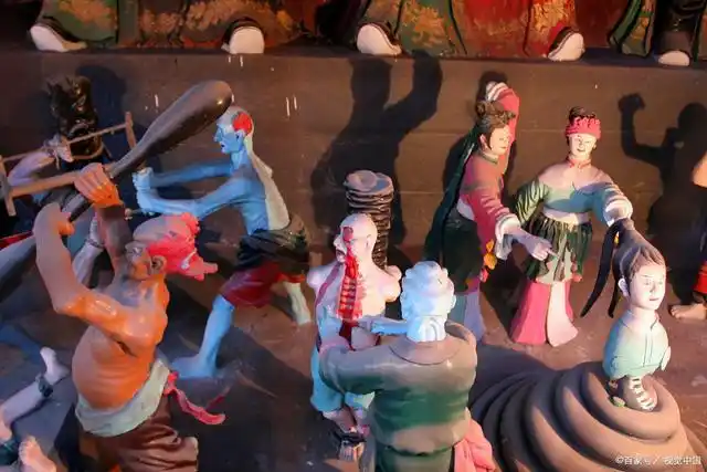 解密:《佛教》十八层地狱中"拔舌地狱",千万不要犯了口业