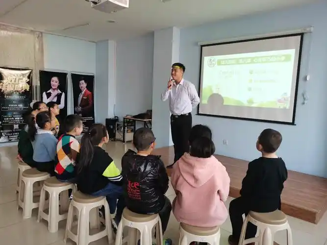 艺林艺术教育口才培训博思班10月25日