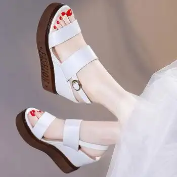 罗马凉鞋女坡跟夏季款厚底松糕高跟防水台韩版百搭鞋子白色 lk6255