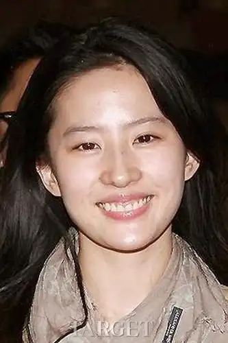 亦仙亦菲神仙姐姐气质永驻的美妆秘密