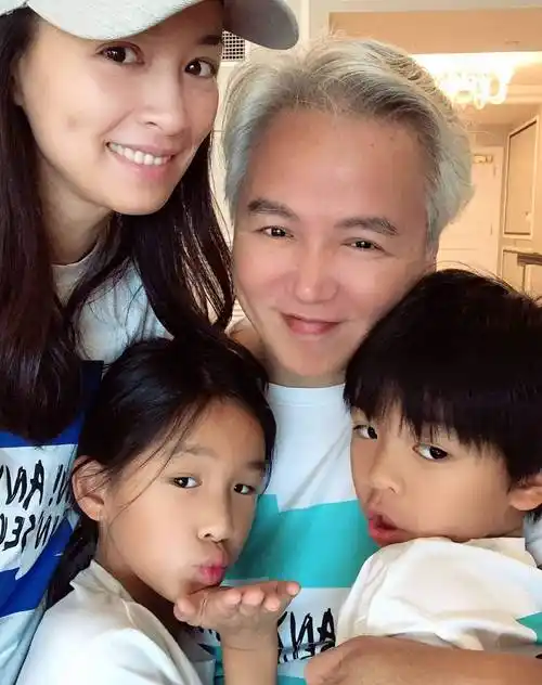 张庭10岁女儿回应长相争议,称不靠脸吃饭,网友:丑还不让人说_小朋友