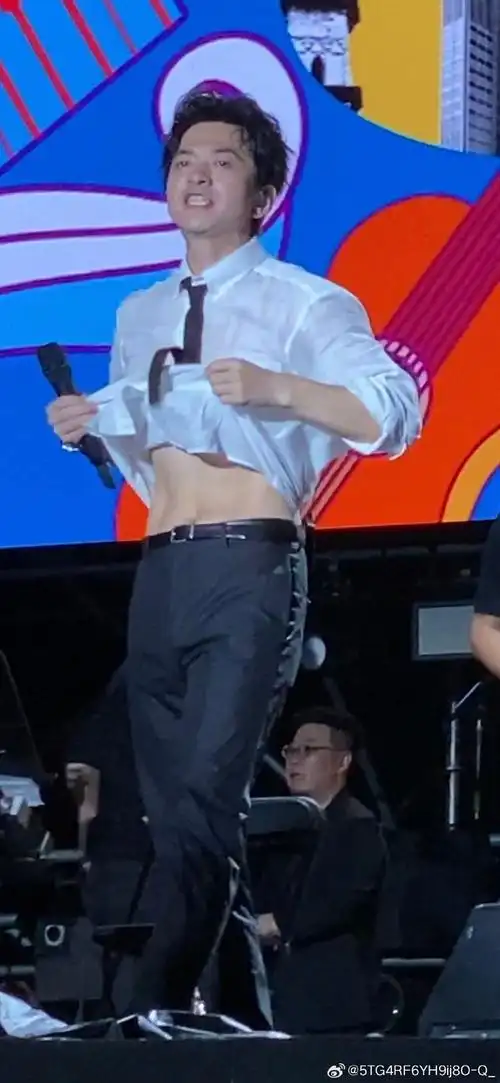 哥哥的腹肌#李健音乐节