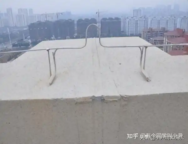 屋面避雷带标准做法