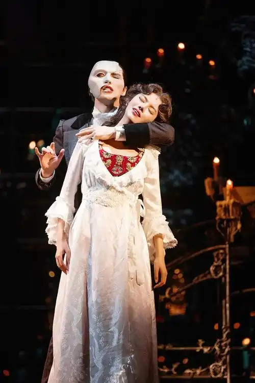 阿云嘎来了,票房比阿凡达还高|阿凡达_新浪财经_新浪网