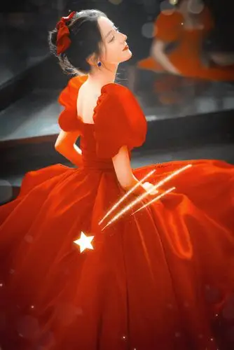 热巴这也太美了